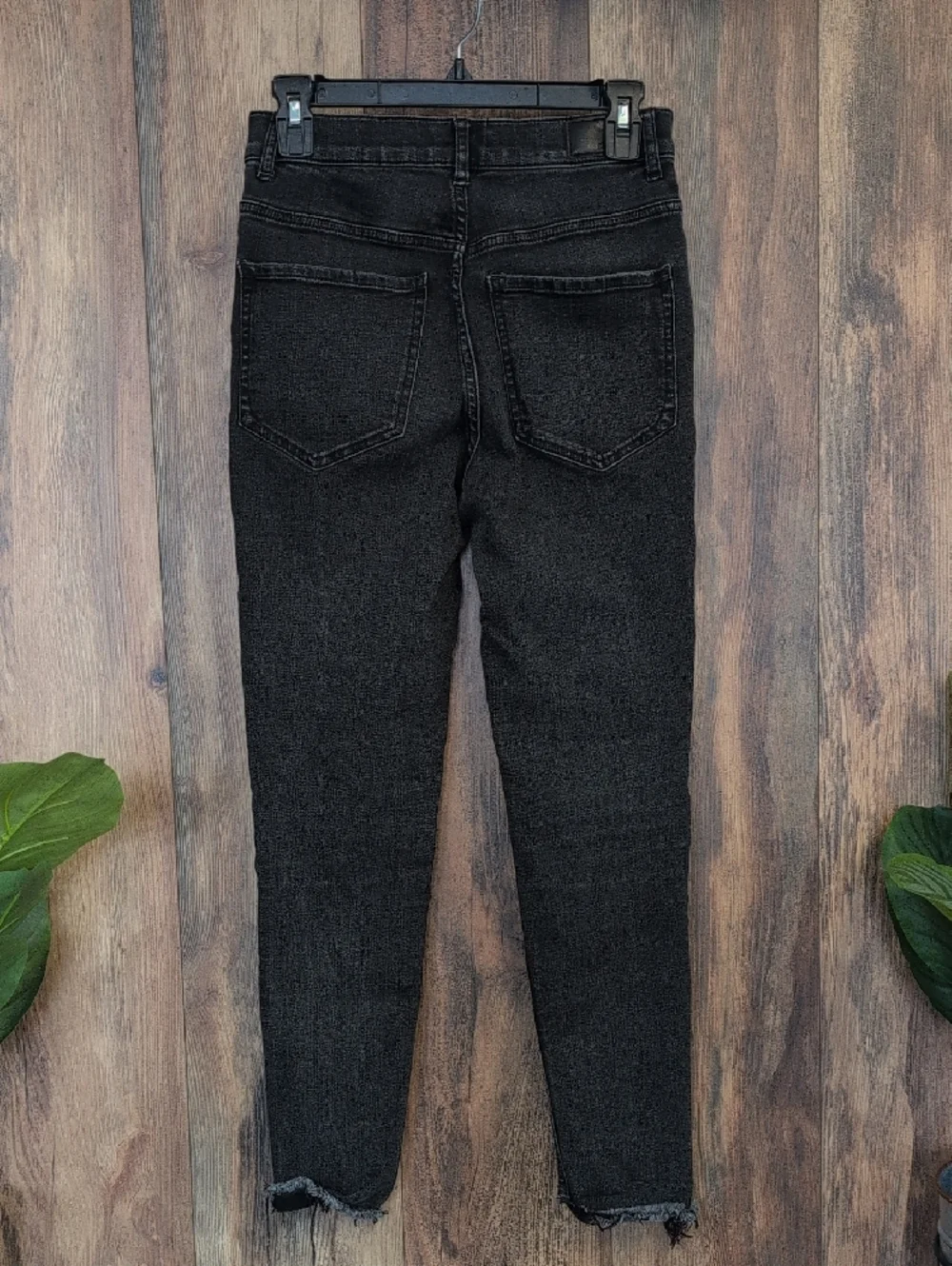 Express Denim Perfect High Rise Ankle Legging Jeans 6            Q219